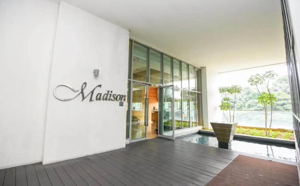 NaiBnB @ Regalia Residence - photo 1