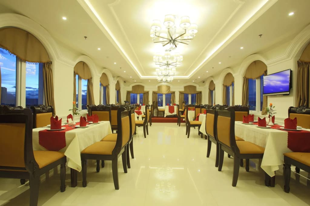 Orange Hotel - photo 26