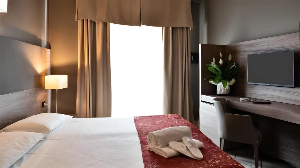 Hotel Sunflower - photo 33