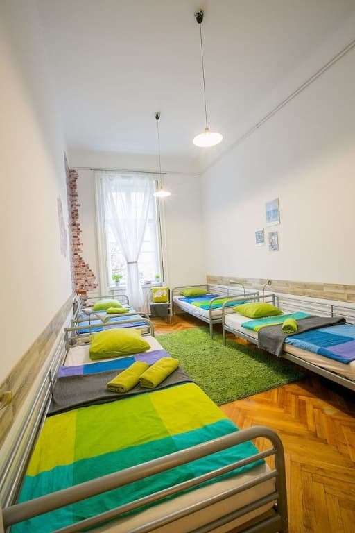 Friends Hostel and Apartments Budapest - photo 20