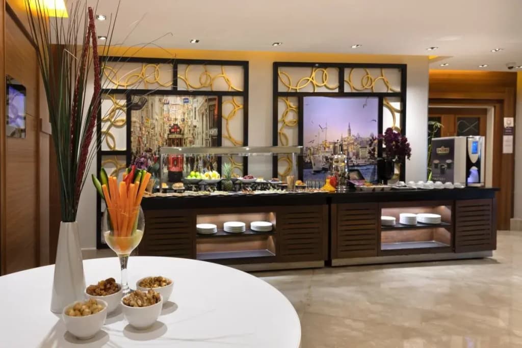 Mercure Istanbul Bomonti - photo 14