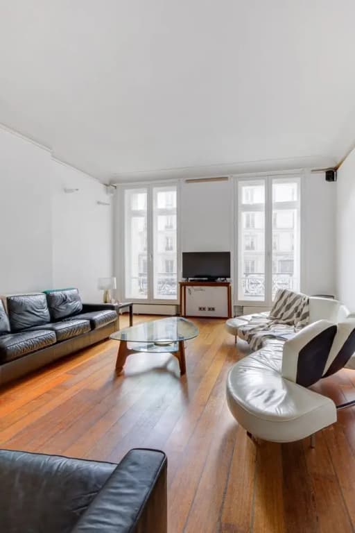 Le Marais & Place de la Republique 3BR - photo 29