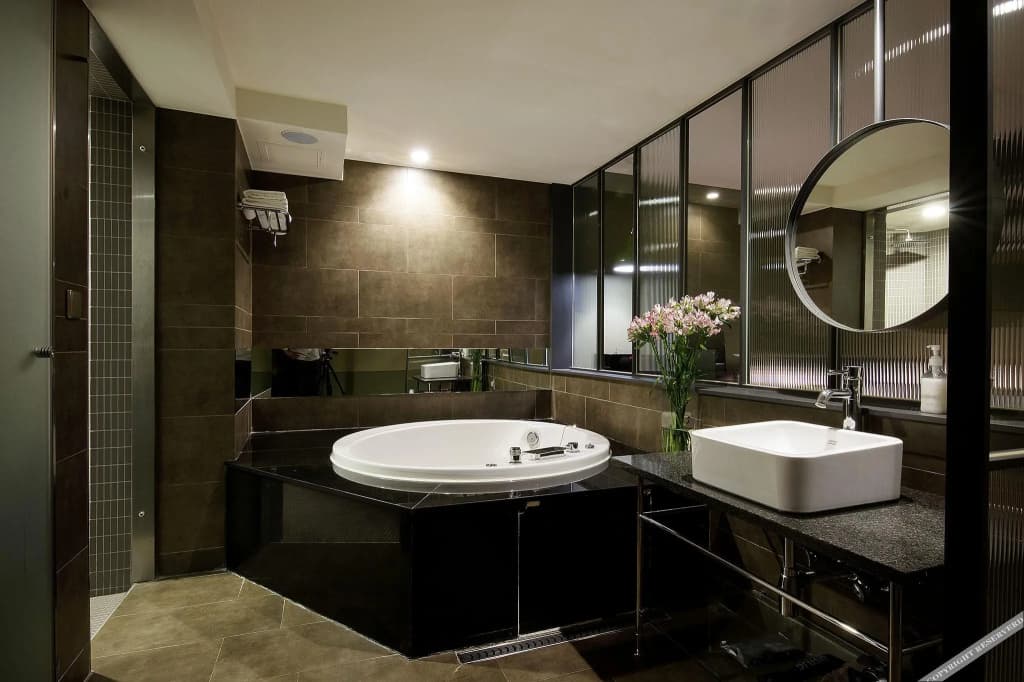 Nineth Hotel - photo 6