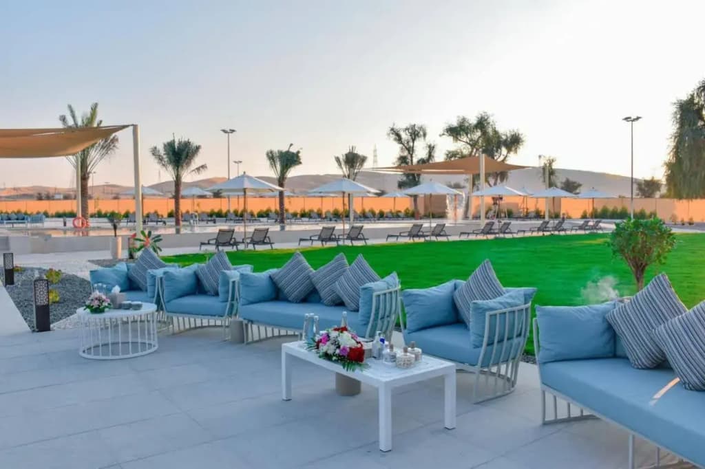 Western Hotel Liwa - photo 21