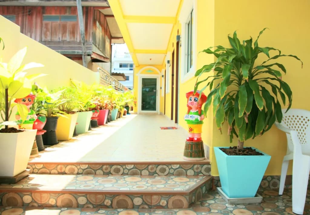 Perm Poon Sup Apartment - photo 12