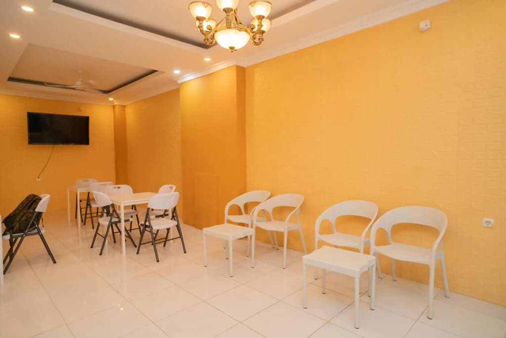 KoolKost Syariah near Arion Mall Rawamangun - photo 2