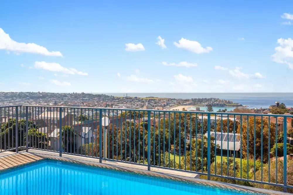 Bondi Studio Apartment With Pool & Rooftop Views - photo 8