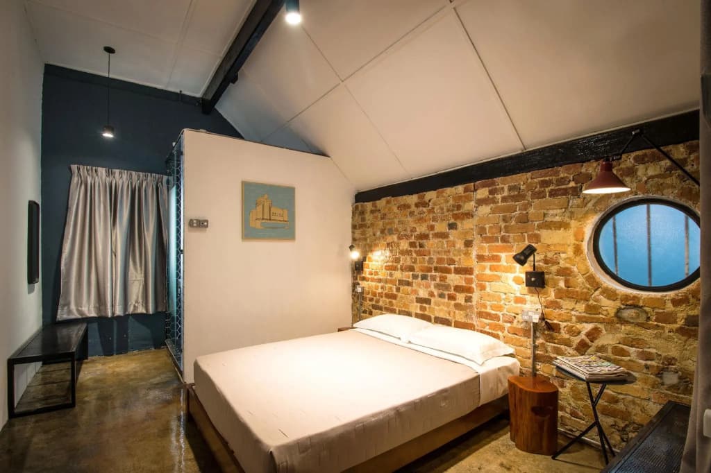 The Brownstone Hostel & Space - photo 25