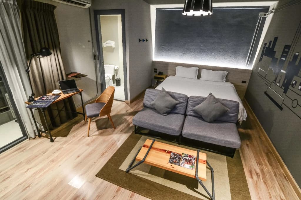 THA City Loft by TH District - photo 2