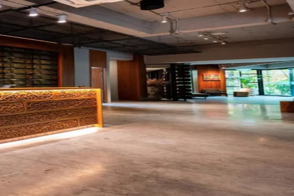 515 VICTORY Hotel - photo 2