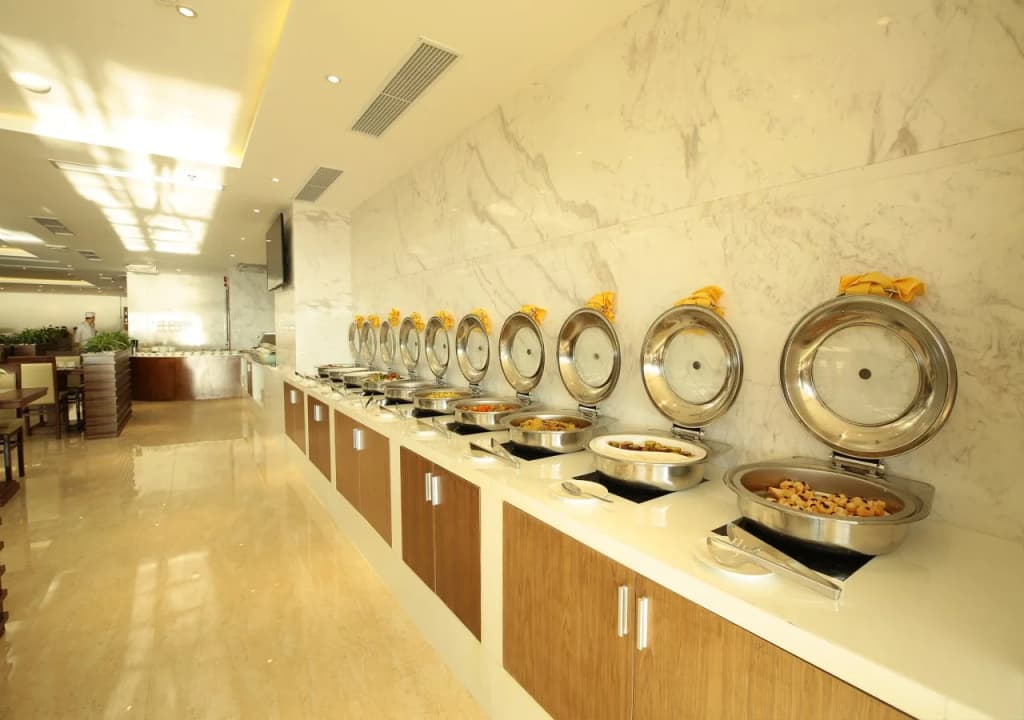Yarra Ocean Suites Danang - photo 30