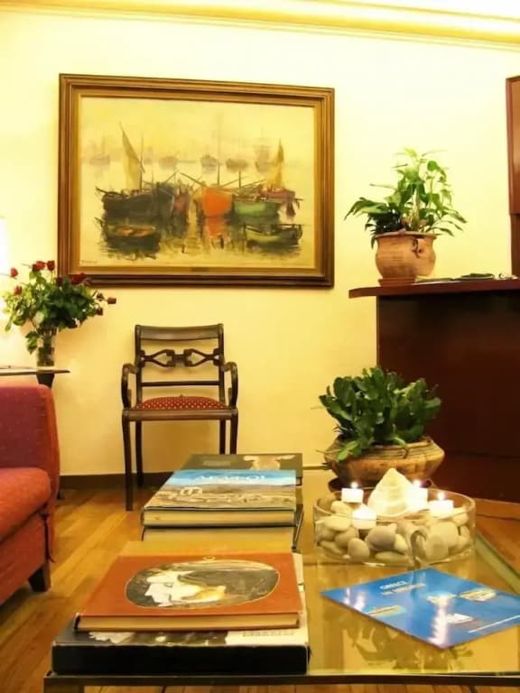 Art Gallery Hotel - photo 14
