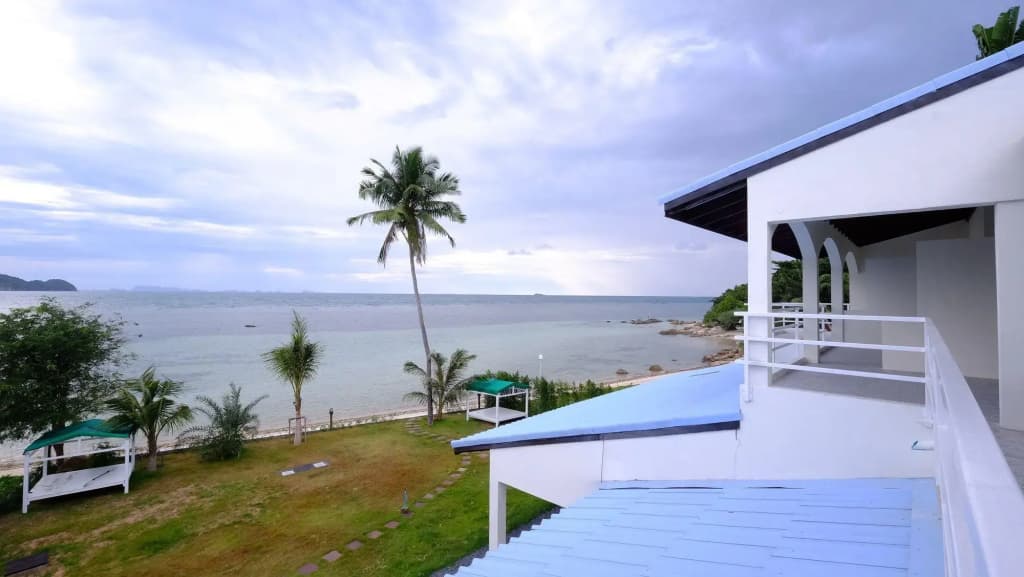 Baan Jai Dee Beach Front Hotel - photo 18