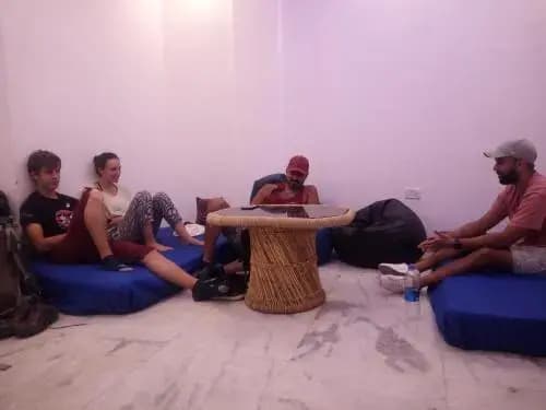 UNV Hostel - photo 10