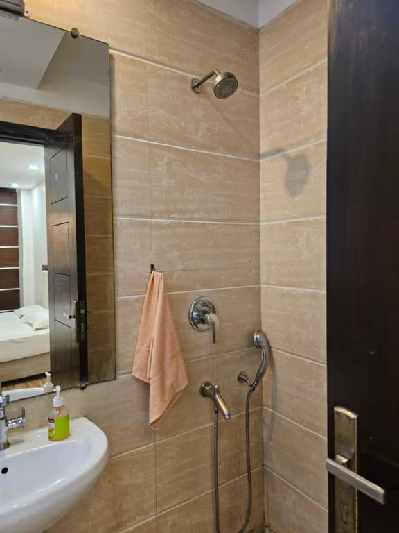 Luxurious 3Bhk Apartment! - photo 17