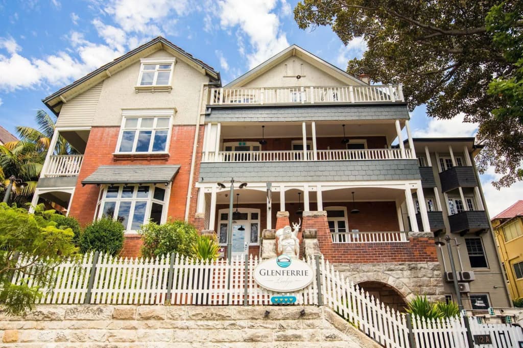 Glenferrie Lodge - photo 1