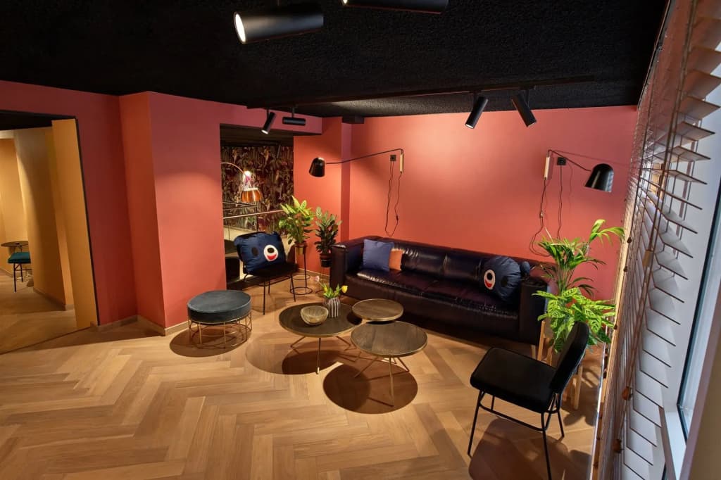 Leonardo Hotel Amsterdam Leidse Square - photo 10