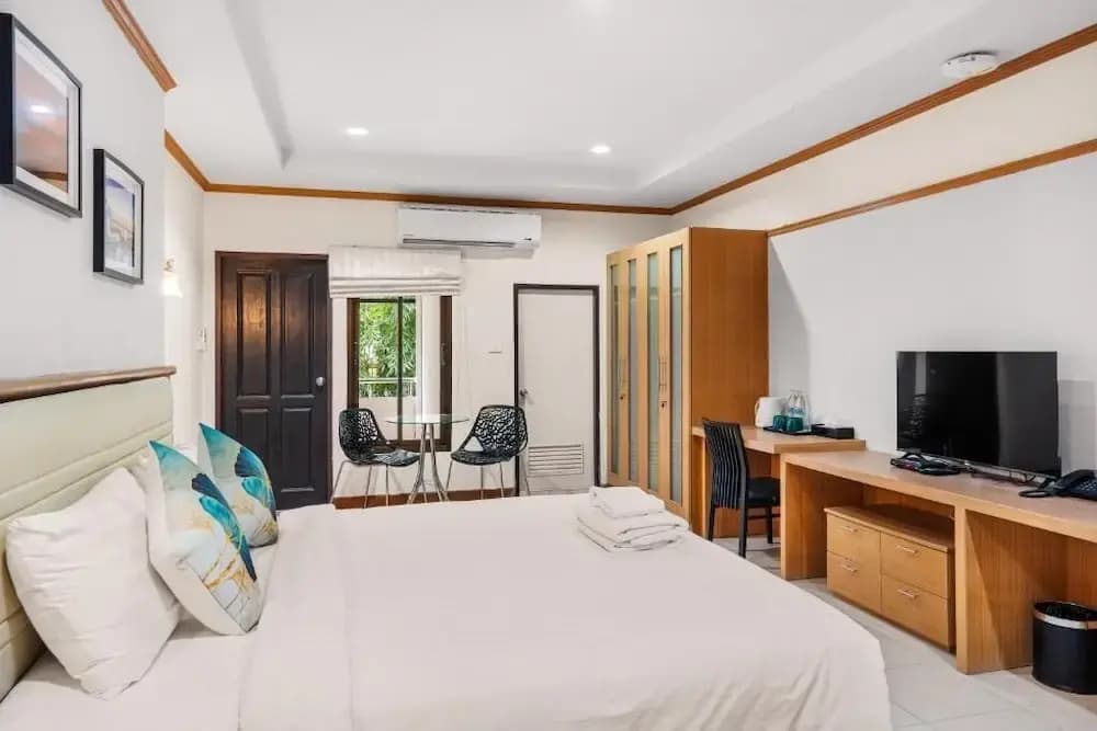 U Hub Chaweng Hotel - photo 2