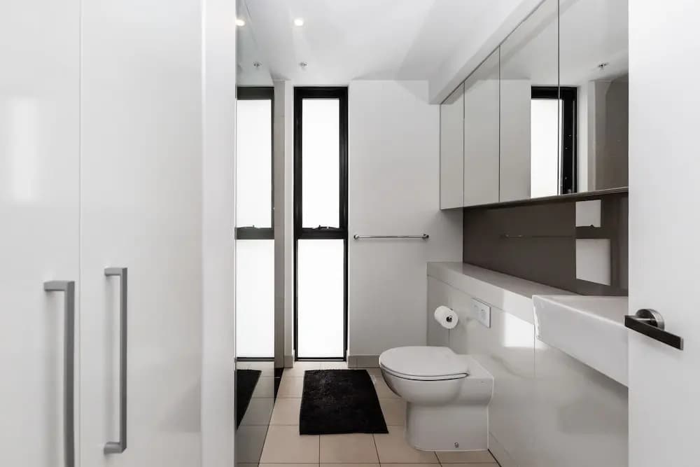 Sky 1 BDR South Yarra Apartment - photo 11