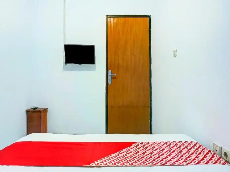 OYO 90304 Neo Central Residence - photo 5