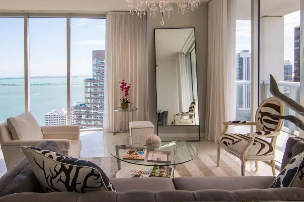 Luxury 5star Condo at 34th floor Icon Brickell 1 bed one bath - photo 7