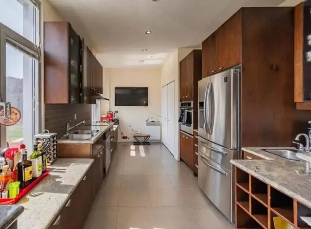 Sleeps6-apartment-parking-balcony-patio - photo 19