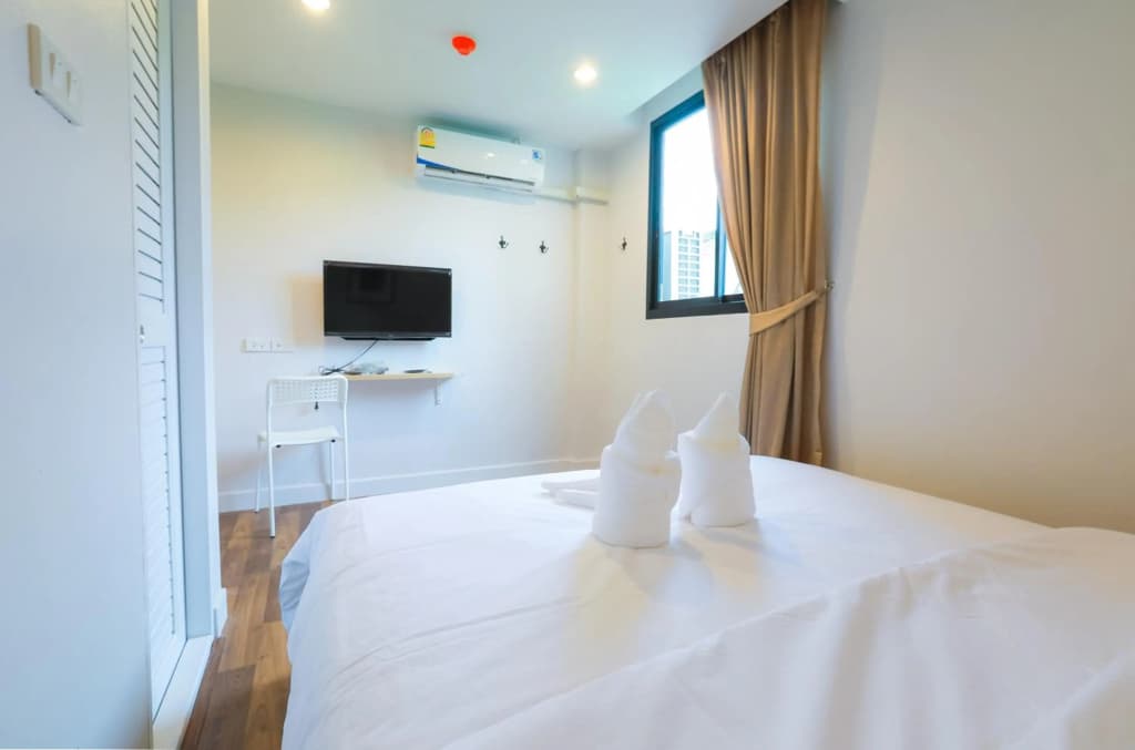 Metro Hotel - photo 28