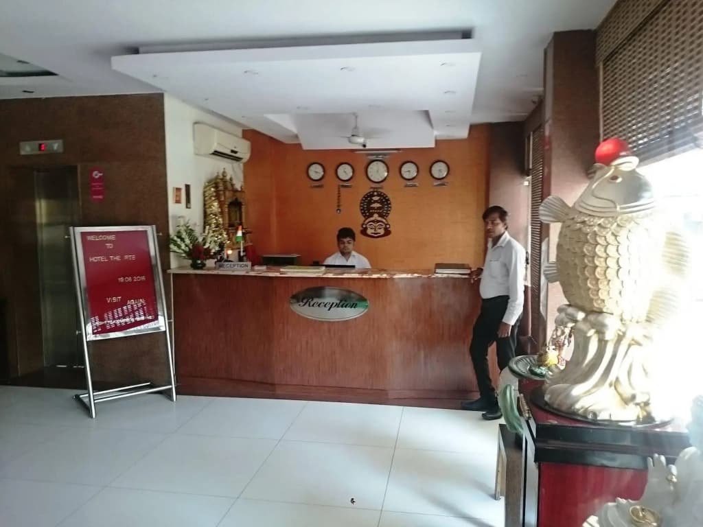 OYO 4184 Hotel Raj - photo 22