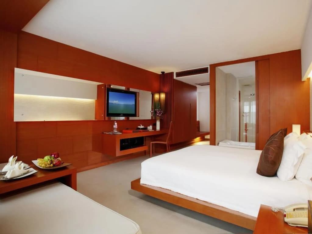 La Flora Resort Patong - photo 22
