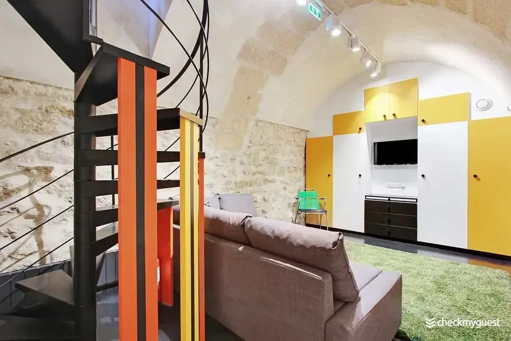 Authentic Apartment - 2br/6p - Le Marais - photo 7