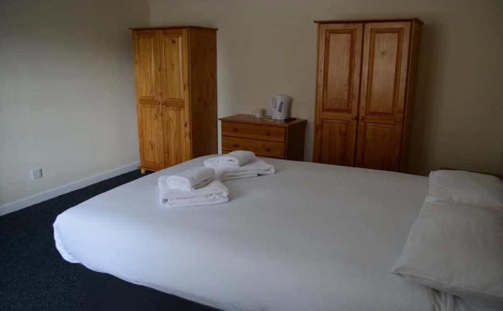 Almond House Lodge - main photo