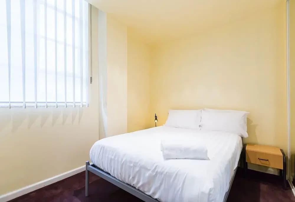 ELIZA, 2BDR Melbourne Apartment - photo 6