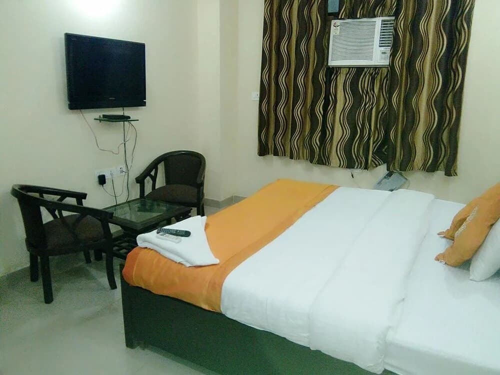 Hotel Rampal Palace - photo 5