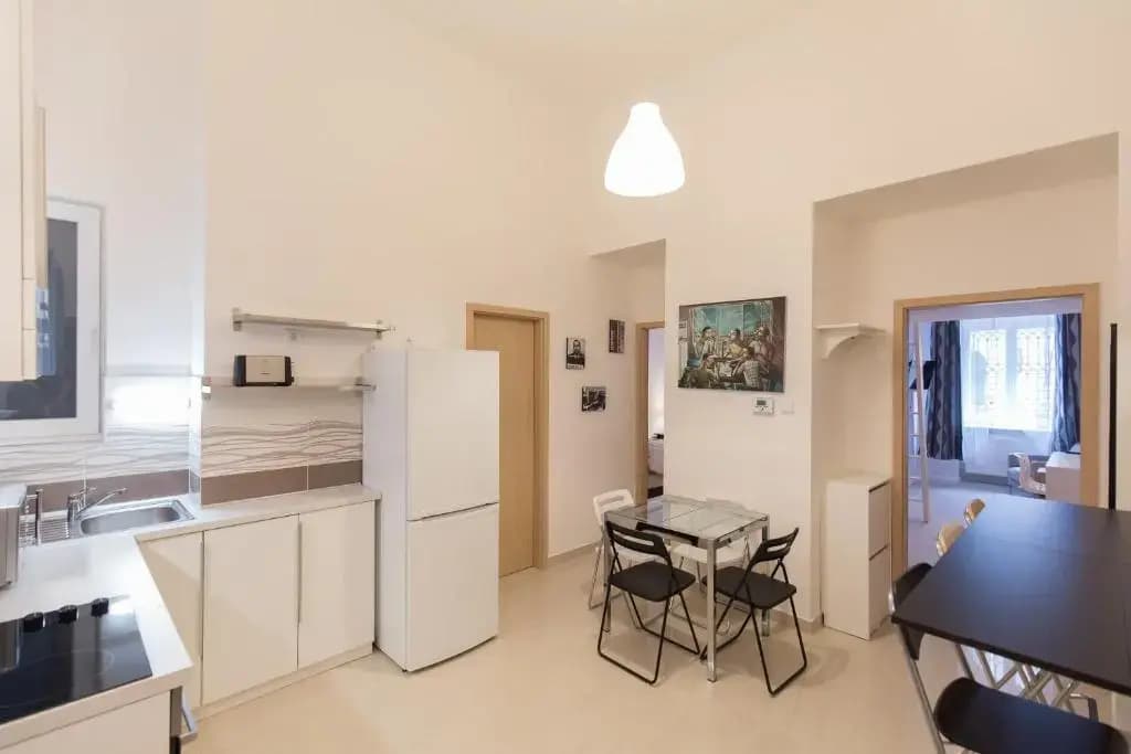 BpR Oktogon Center Apartment - photo 12