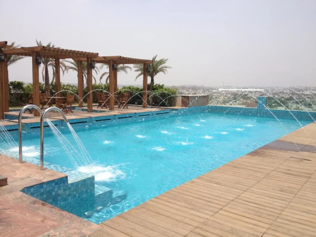 Seven Seas Hotel - photo 36
