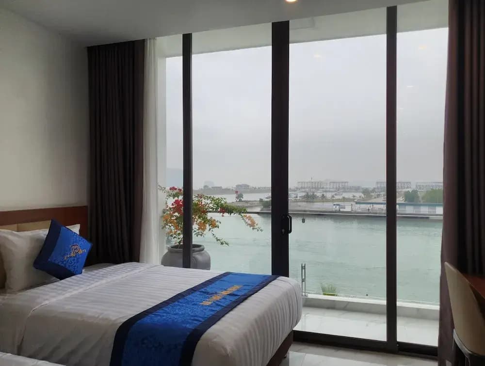 Ha Long Land Hotel - photo 4