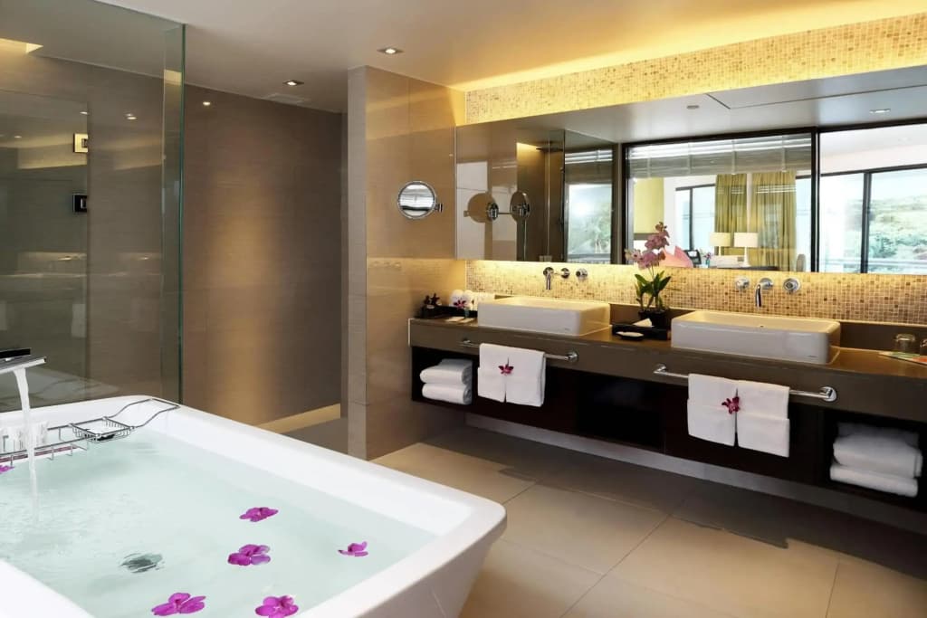 Le Meridien Phuket Beach Resort - photo 36