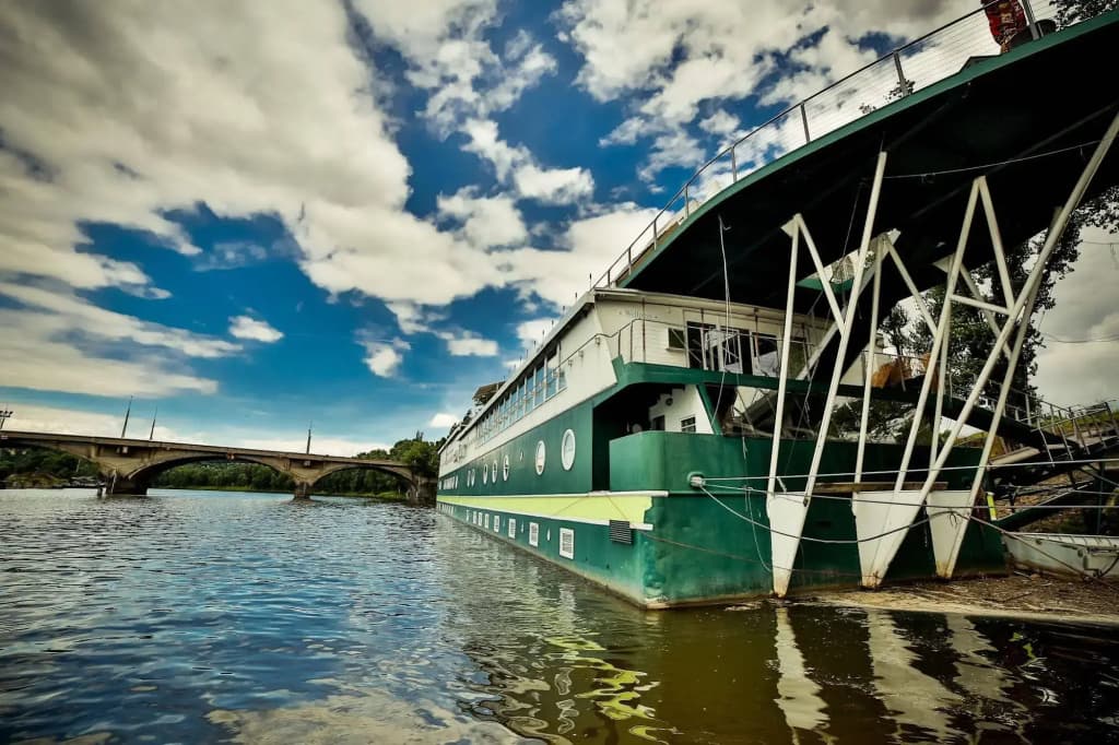 Rohan Boat Prague - photo 18