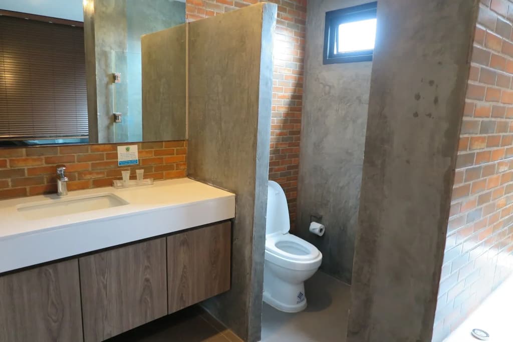 V20boutique Jacuzzi Hotel - photo 49