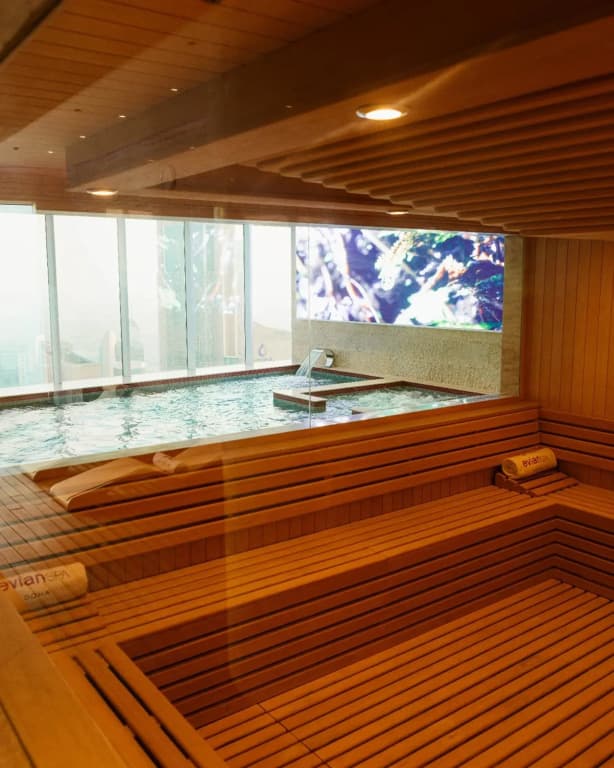 The Bentley Luxury Hotel and Suites - photo 48