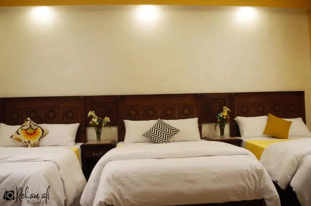 The Location Hotel - photo 4