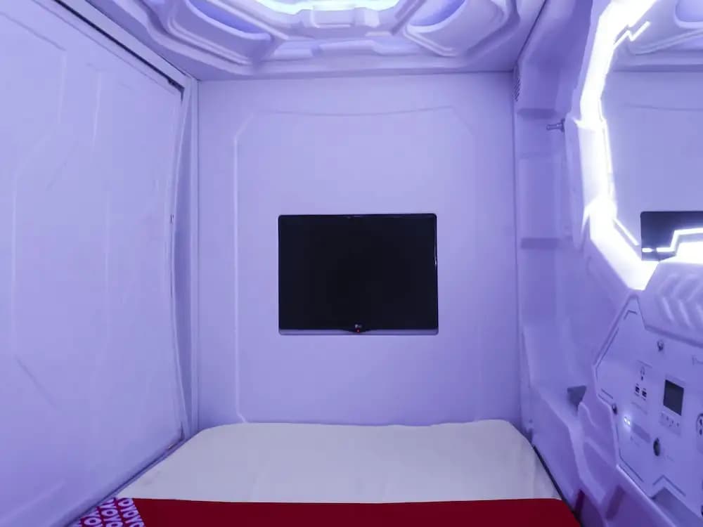Hotel O Fiducia Capsule Hotel - photo 6