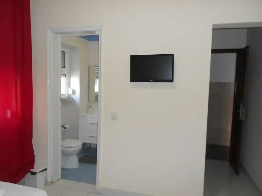 Lisbon Top Hostel - photo 10