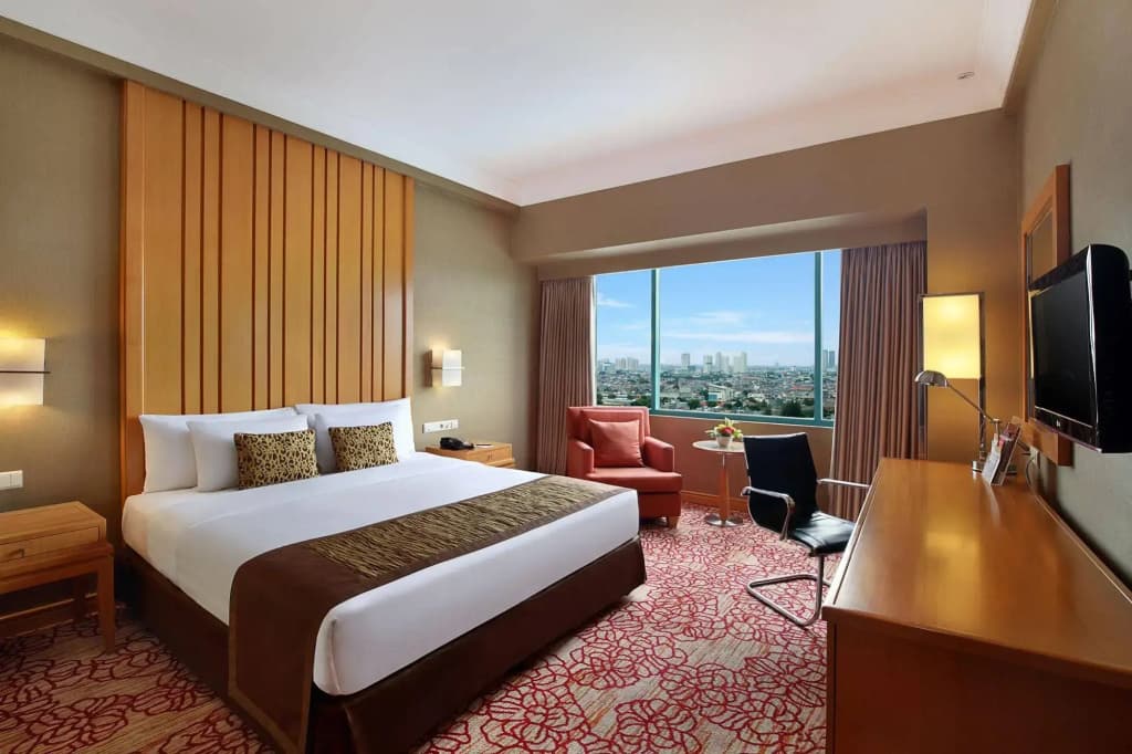 Hotel Ciputra Jakarta - photo 7