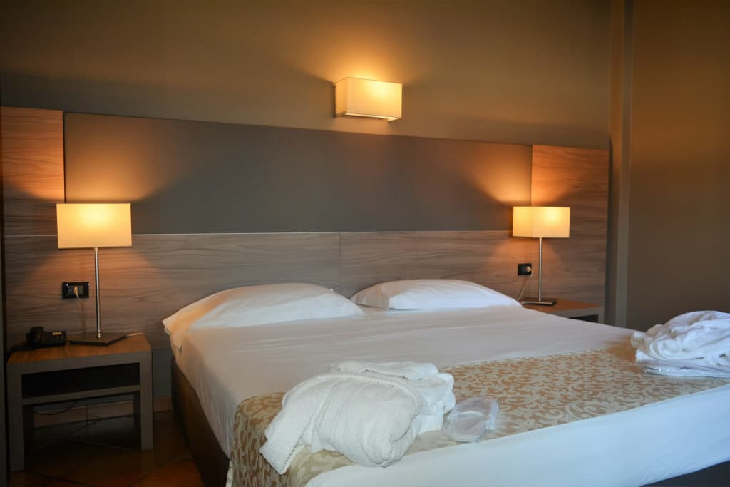 Hotel Sunflower - photo 3