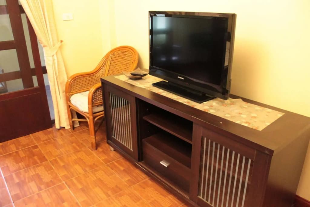 Flora House - photo 2