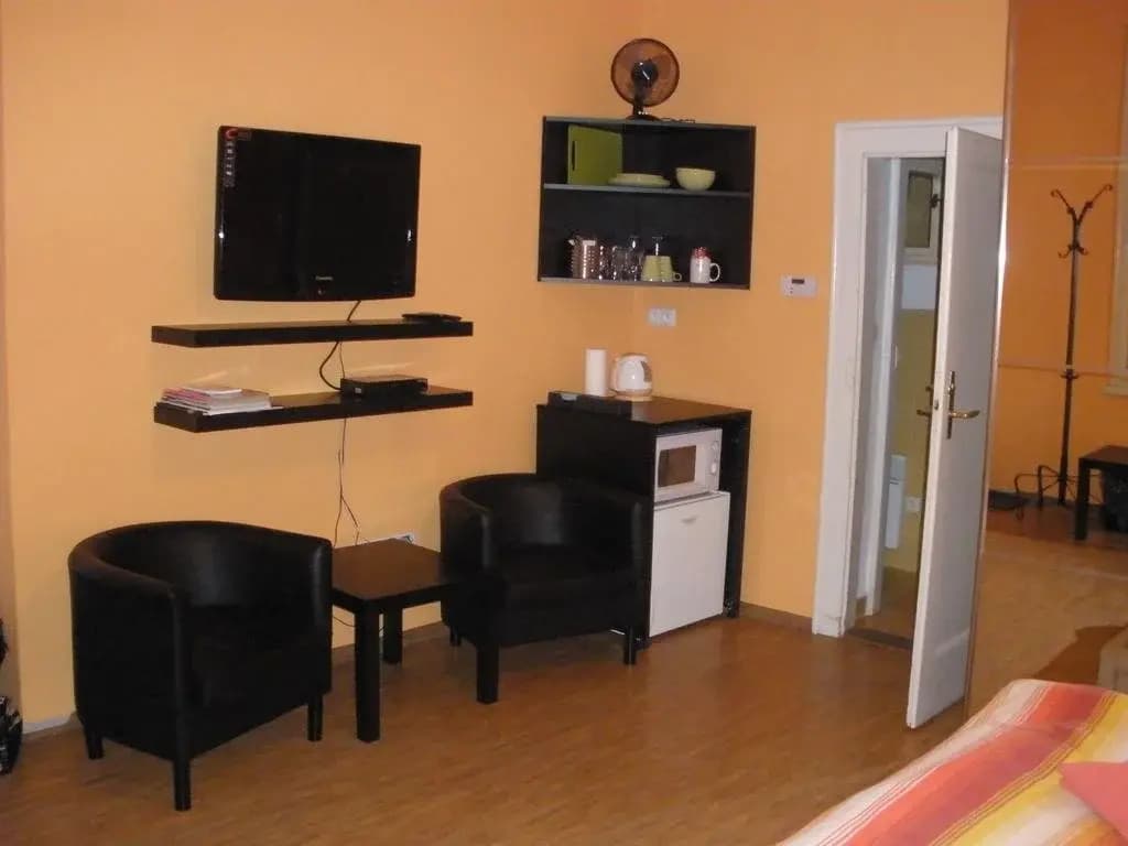 Apartment Národní 17 - photo 2