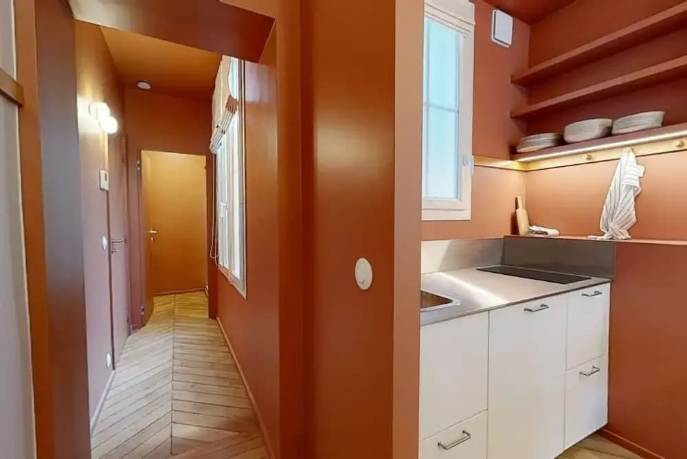 Delightful 1-bed Studio w Shared Co-working Space - photo 7