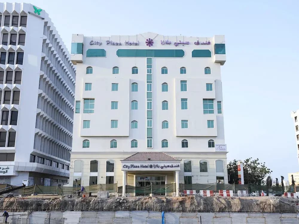 City Plaza Hotel by OYO Rooms - photo 12