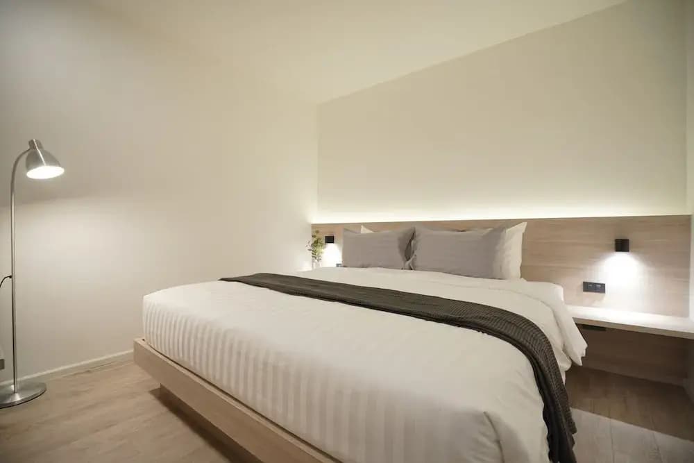 E11 Hotel - BTS Punnawithi - photo 3